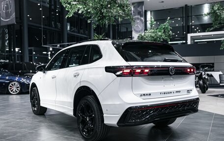 Volkswagen Tiguan, 2025 год, 4 990 000 рублей, 4 фотография
