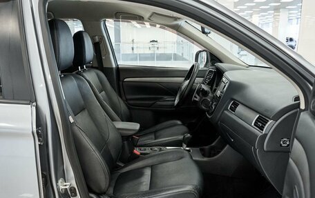 Mitsubishi Outlander III рестайлинг 3, 2012 год, 1 124 000 рублей, 12 фотография