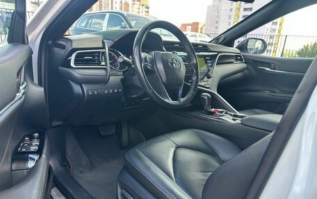 Toyota Camry, 2020 год, 2 310 000 рублей, 17 фотография