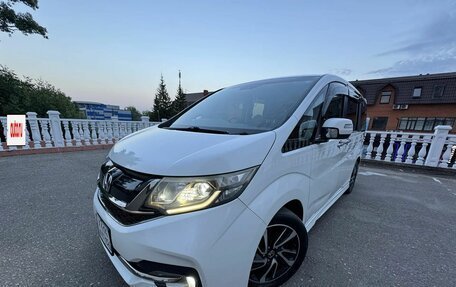 Honda Stepwgn IV, 2016 год, 1 950 000 рублей, 5 фотография