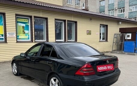 Mercedes-Benz C-Класс, 2005 год, 350 000 рублей, 6 фотография