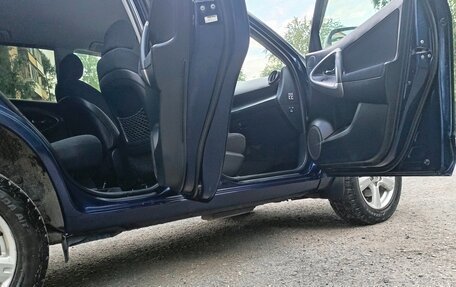 Toyota RAV4, 2006 год, 950 000 рублей, 11 фотография