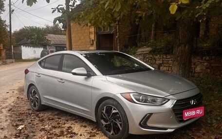 Hyundai Elantra VI рестайлинг, 2017 год, 1 160 000 рублей, 6 фотография