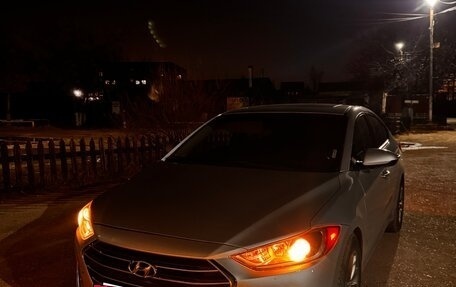 Hyundai Elantra VI рестайлинг, 2017 год, 1 160 000 рублей, 10 фотография
