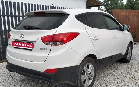 Hyundai ix35 I рестайлинг, 2013 год, 1 050 000 рублей, 4 фотография
