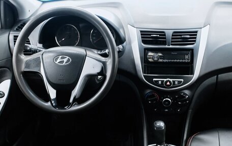 Hyundai Solaris II рестайлинг, 2013 год, 473 000 рублей, 13 фотография