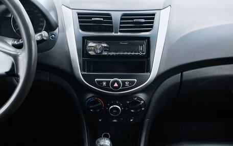 Hyundai Solaris II рестайлинг, 2013 год, 473 000 рублей, 14 фотография