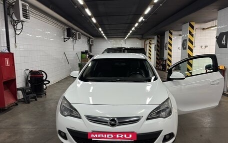 Opel Astra J, 2012 год, 600 000 рублей, 4 фотография
