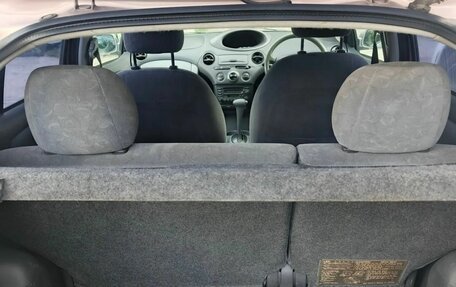 Toyota Vitz, 2000 год, 260 000 рублей, 4 фотография