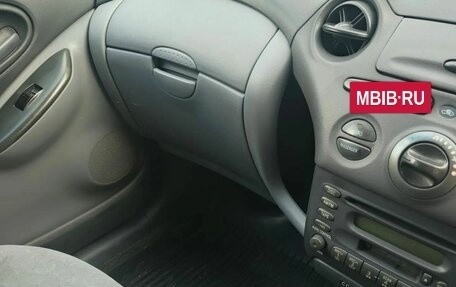 Toyota Vitz, 2000 год, 260 000 рублей, 7 фотография