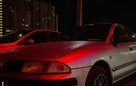 Mitsubishi Carisma I, 2000 год, 260 000 рублей, 1 фотография