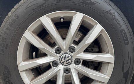 Volkswagen Passat B8 рестайлинг, 2017 год, 2 000 000 рублей, 8 фотография