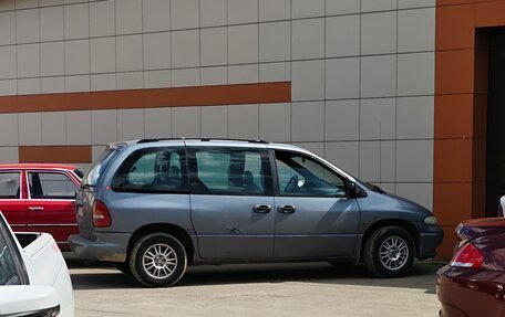 Chrysler Voyager III, 1999 год, 650 000 рублей, 5 фотография