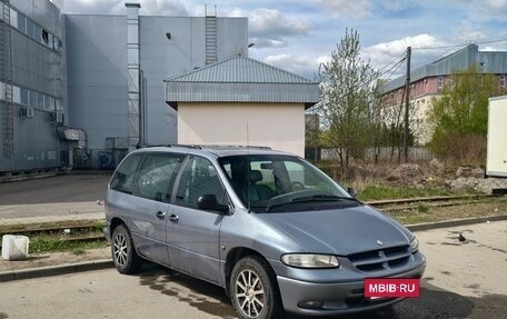 Chrysler Voyager III, 1999 год, 650 000 рублей, 13 фотография