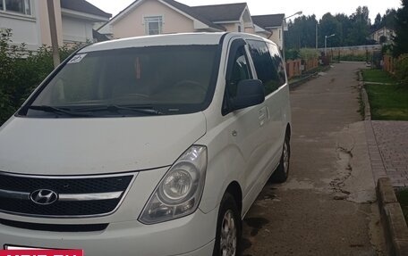 Hyundai Grand Starex Grand Starex I рестайлинг 2, 2010 год, 1 250 000 рублей, 2 фотография
