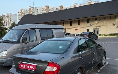 Toyota Camry V40, 2002 год, 335 000 рублей, 2 фотография