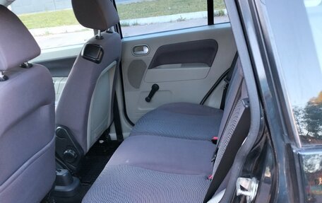 Ford Fusion I, 2006 год, 370 000 рублей, 11 фотография