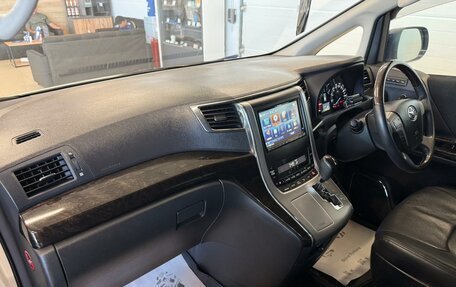 Toyota Vellfire I, 2012 год, 3 049 900 рублей, 13 фотография
