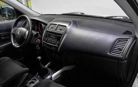 Mitsubishi ASX I рестайлинг, 2013 год, 970 000 рублей, 15 фотография