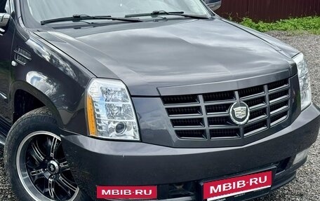 Cadillac Escalade III, 2011 год, 1 999 777 рублей, 4 фотография