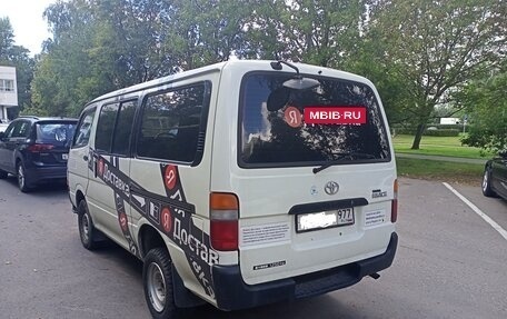 Toyota HiAce H100, 2002 год, 900 000 рублей, 3 фотография