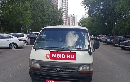 Toyota HiAce H100, 2002 год, 900 000 рублей, 7 фотография
