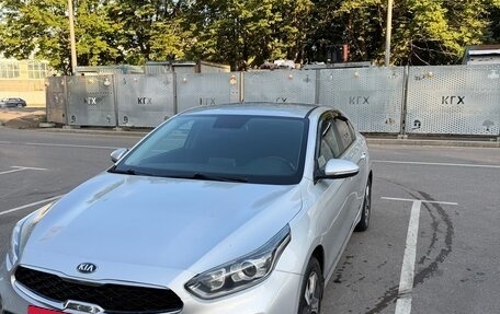 KIA Cerato IV, 2019 год, 1 300 000 рублей, 2 фотография