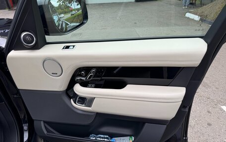 Land Rover Range Rover IV рестайлинг, 2021 год, 9 800 000 рублей, 18 фотография