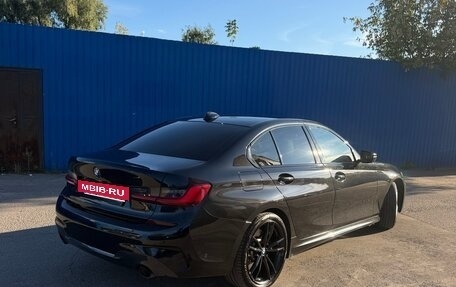 BMW 3 серия, 2019 год, 3 100 000 рублей, 3 фотография