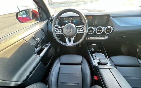 Mercedes-Benz GLA, 2022 год, 2 380 000 рублей, 14 фотография