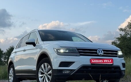 Volkswagen Tiguan II, 2018 год, 2 236 000 рублей, 1 фотография