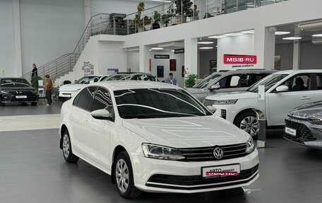 Volkswagen Jetta VI, 2015 год, 1 240 000 рублей, 1 фотография