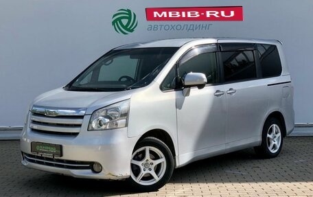 Toyota Noah III, 2009 год, 950 000 рублей, 1 фотография