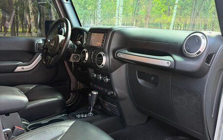 Jeep Wrangler, 2016 год, 3 250 000 рублей, 8 фотография