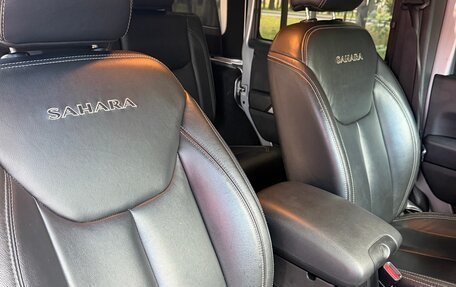 Jeep Wrangler, 2016 год, 3 250 000 рублей, 9 фотография
