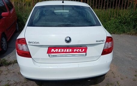 Skoda Rapid I, 2015 год, 390 000 рублей, 4 фотография