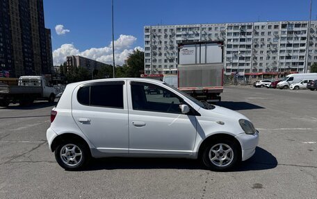 Toyota Vitz, 2000 год, 320 000 рублей, 4 фотография