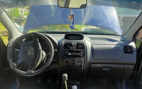 Mitsubishi Space Star I рестайлинг, 2003 год, 305 000 рублей, 6 фотография