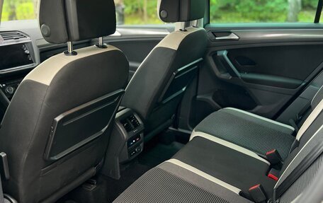 Volkswagen Tiguan II, 2019 год, 3 100 000 рублей, 13 фотография