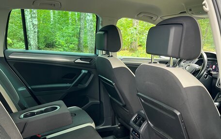 Volkswagen Tiguan II, 2019 год, 3 100 000 рублей, 11 фотография