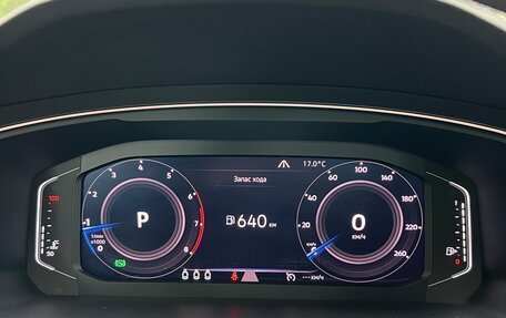 Volkswagen Tiguan II, 2019 год, 3 100 000 рублей, 18 фотография