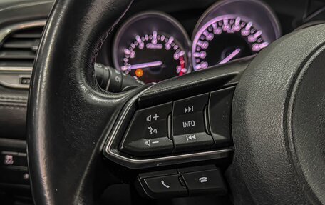 Mazda 6, 2018 год, 1 695 000 рублей, 16 фотография