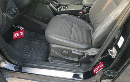 Ford Kuga III, 2017 год, 1 850 000 рублей, 9 фотография