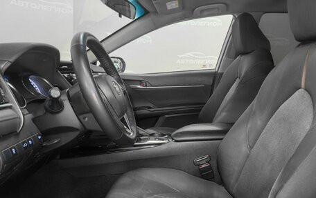 Toyota Camry, 2018 год, 1 530 000 рублей, 10 фотография