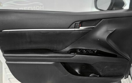 Toyota Camry, 2018 год, 1 530 000 рублей, 16 фотография