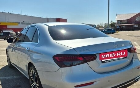 Mercedes-Benz E-Класс, 2022 год, 3 800 000 рублей, 7 фотография