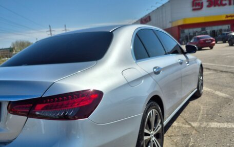 Mercedes-Benz E-Класс, 2022 год, 3 800 000 рублей, 9 фотография