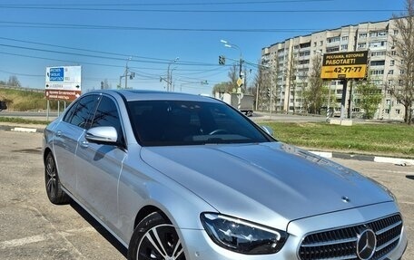 Mercedes-Benz E-Класс, 2022 год, 3 800 000 рублей, 18 фотография