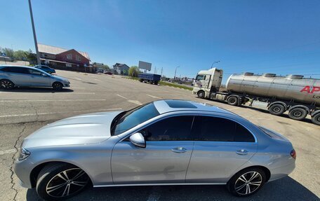Mercedes-Benz E-Класс, 2022 год, 3 800 000 рублей, 21 фотография