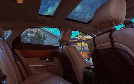 Jaguar XJ IV (X351), 2012 год, 3 200 000 рублей, 2 фотография